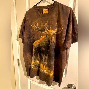 the mountain tshirt short sleeve moose graphic